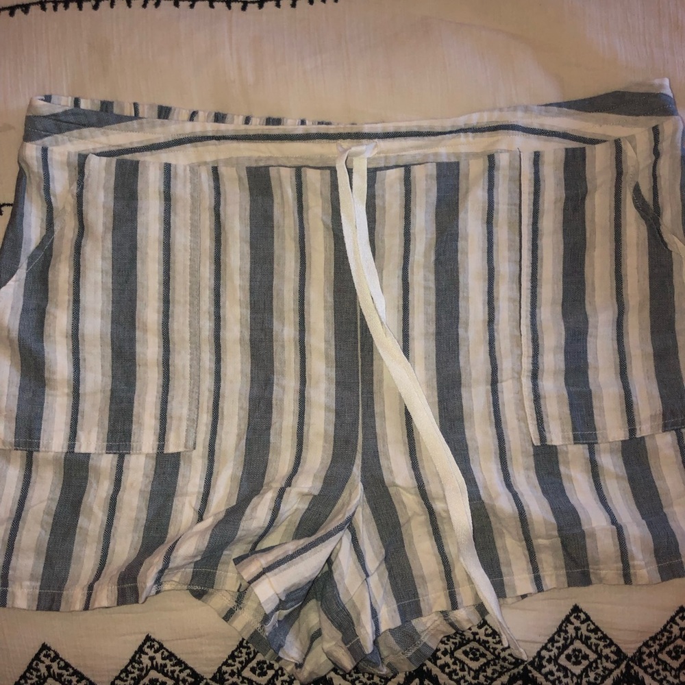 Forever 21 linen shorts